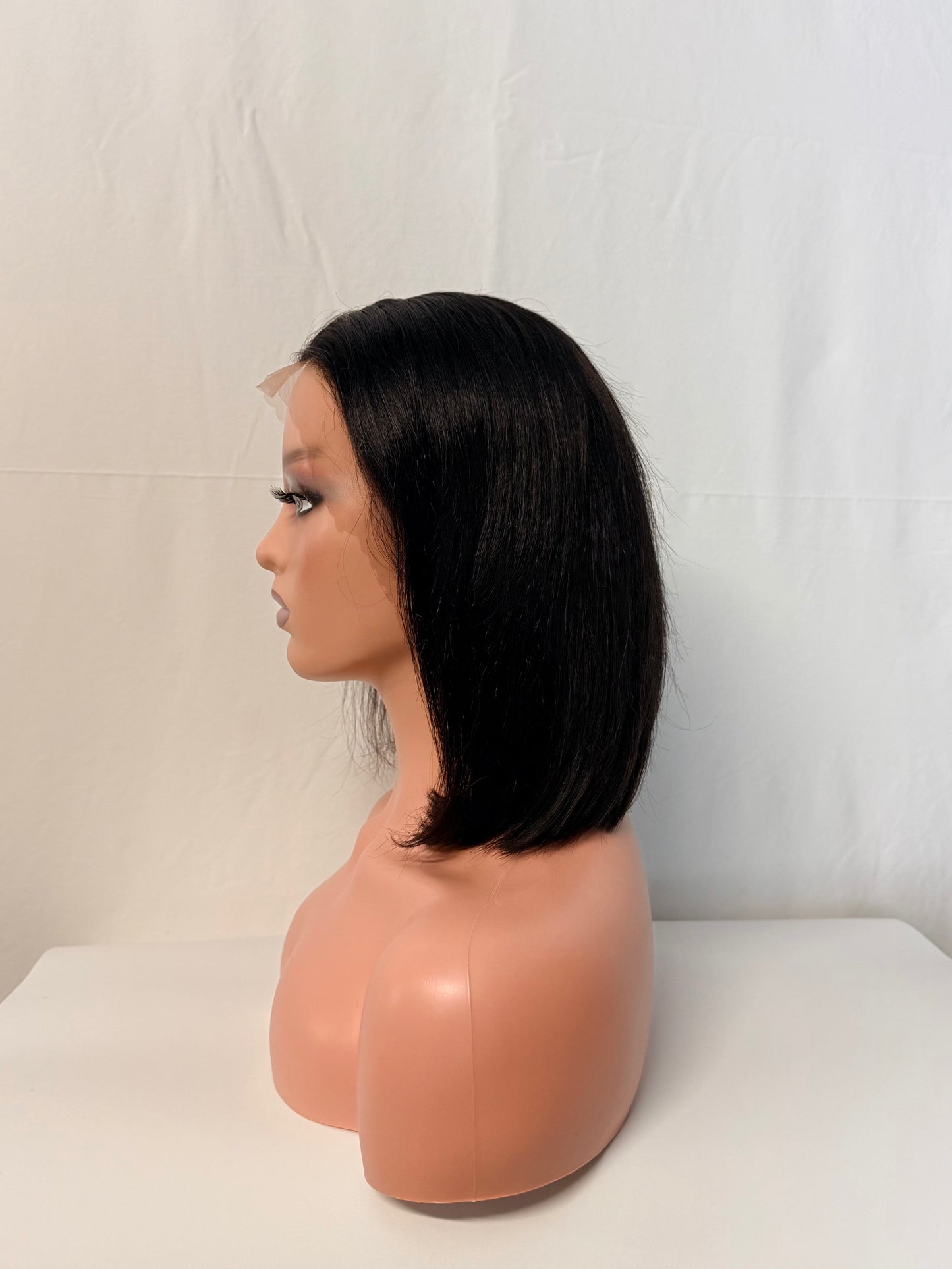 Zara – Sleek Bob Wig, Lace Front Black