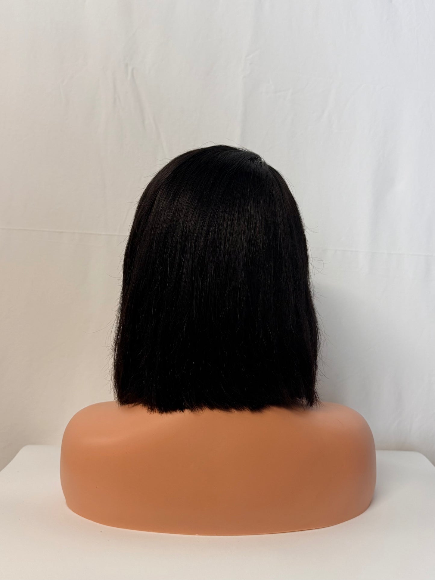 Zara – Sleek Bob Wig, Lace Front Black