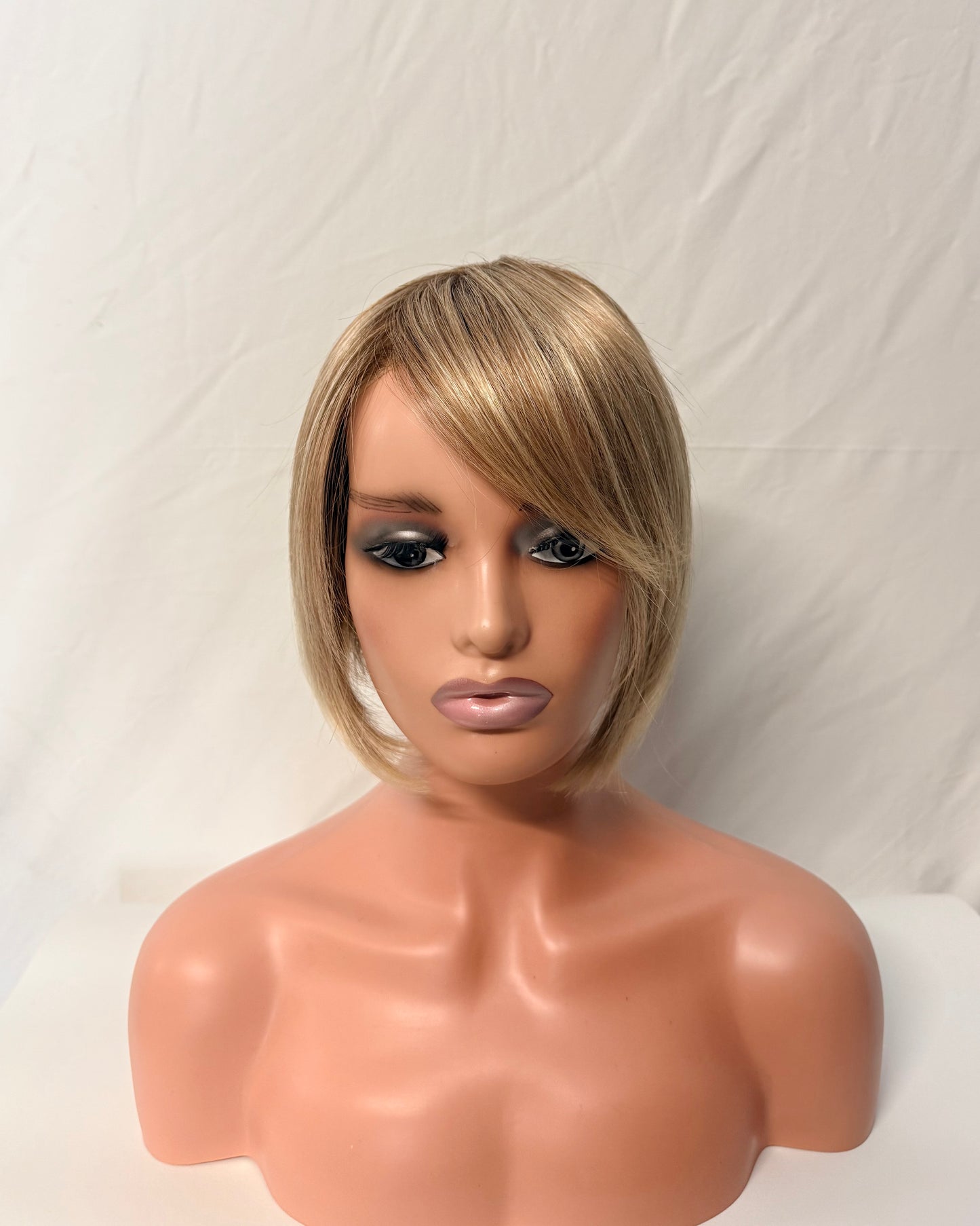 Sleek Bob Wig with Side Fringe