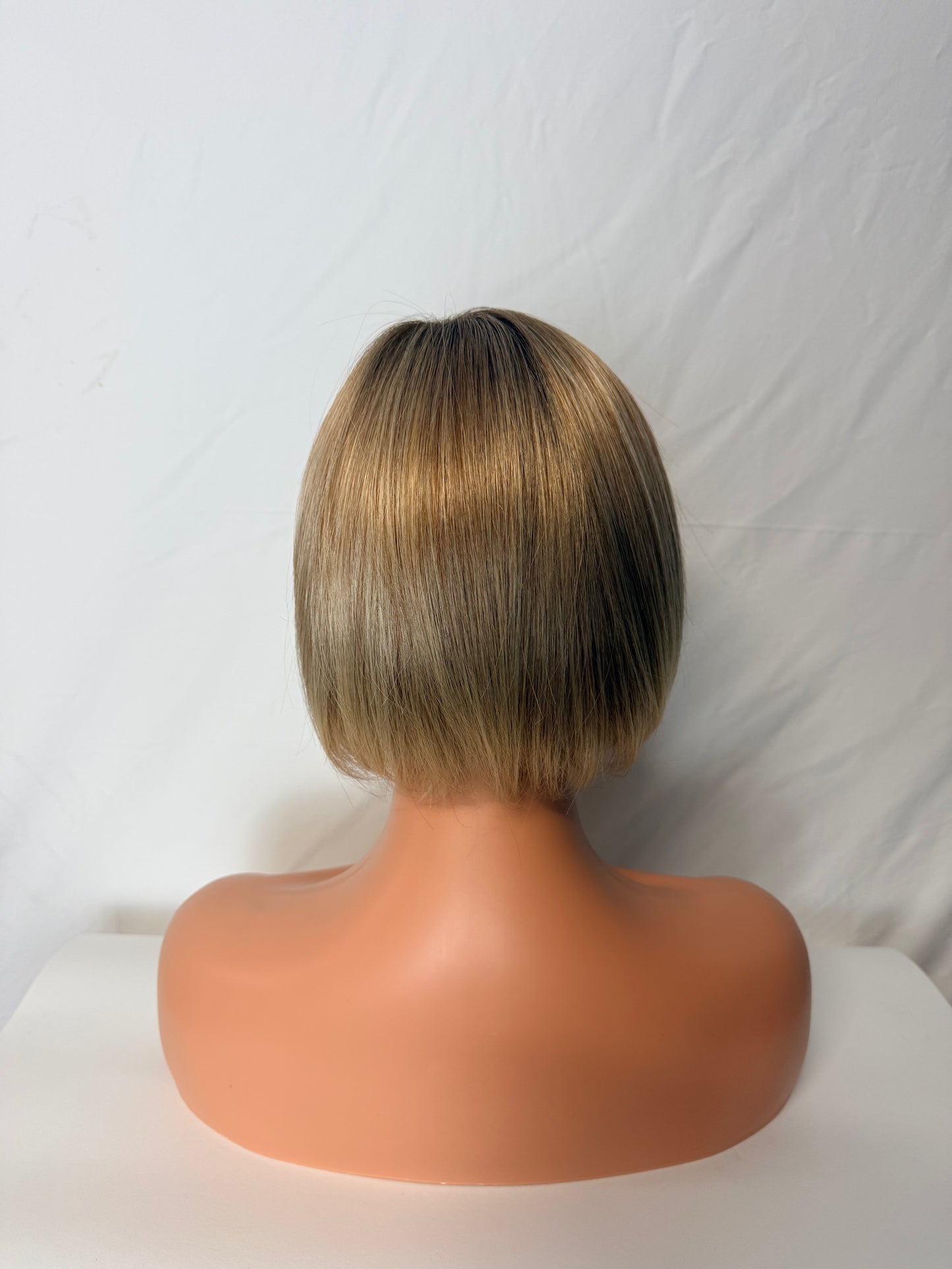 Sleek Bob Wig with Side Fringe