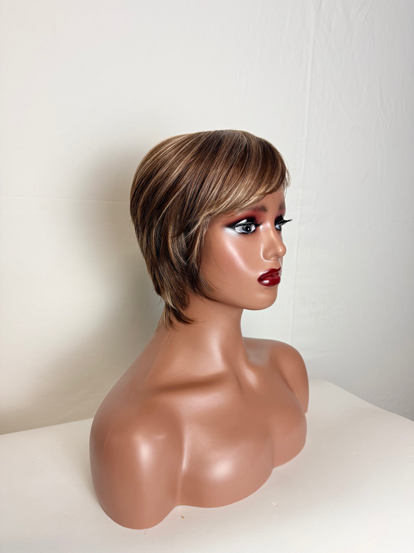 Short Pixie Cut Wig – Ash Brown with Blonde Highlights (Synthetic)